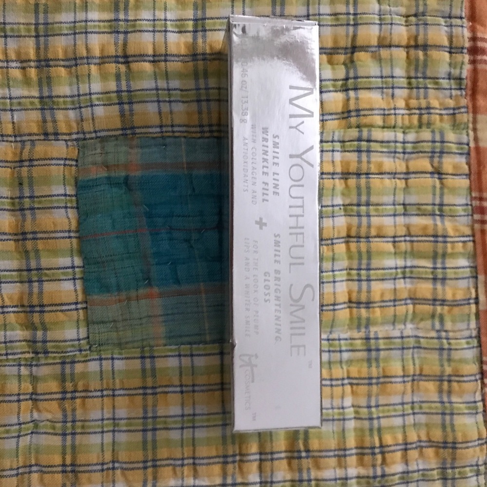 My Youthful Smile by it Cosmetics in Kiss Me Now